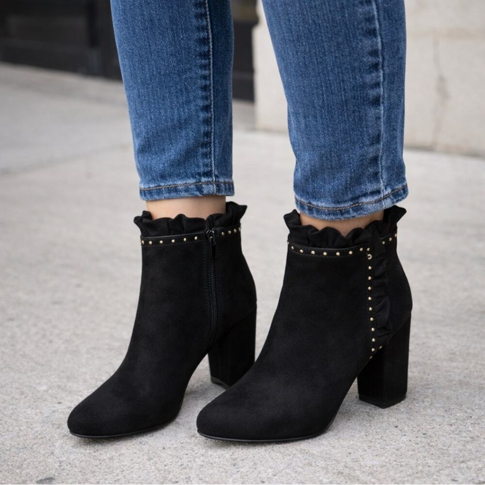 XOXO Women’s Yarissa Studded Ruffle Ankle Booties Black Size 10 Block Heel Zip